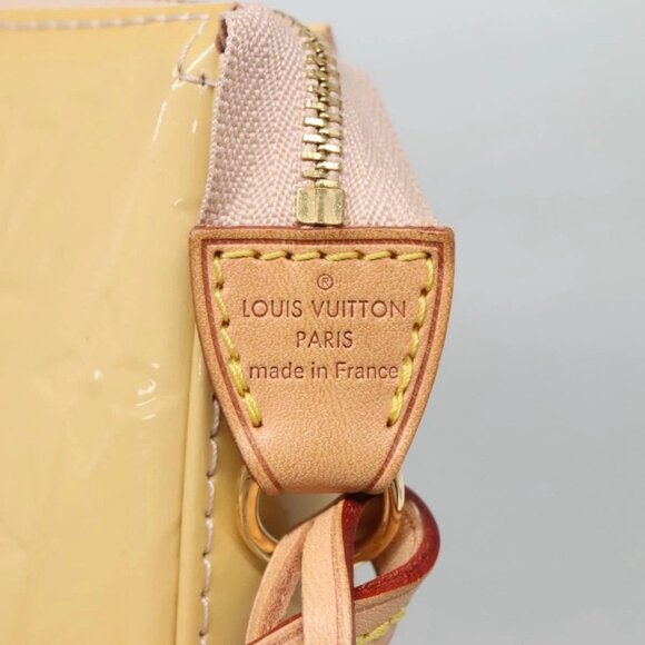 LOUIS VUITTON Vernis Pochette Accessoires Rose Angelique M90072 LV Auth 135464 - Picture 10 of 16